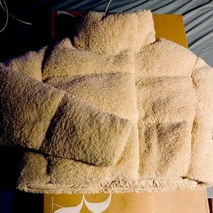 Zara women high collar faux sherling